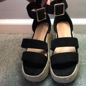 Forever 21 Liliana black platform strappy sandals
